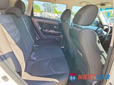 Zdjęcie 11 z 13 samochodu: 2013 KIA SOUL + VIN:KNDJT2A60D7573200 - miniatura