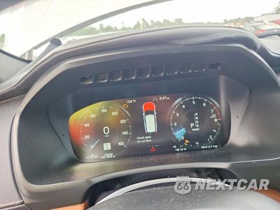 Zdjęcie 9 z 13 samochodu: 2017 VOLVO XC90 T8 VIN:YV4BC0PL5H1121240 - miniatura