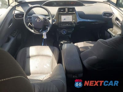 Zdjęcie 8 z 12 samochodu: 2021 TOYOTA PRIUS PRIME LE VIN:JTDKAMFP2M3191586 - miniatura