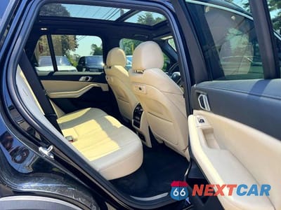 Zdjęcie 6 z 10 samochodu: 2021 BMW X5 SDRIVE 40I VIN:5UXCR4C01M9D94830 - miniatura