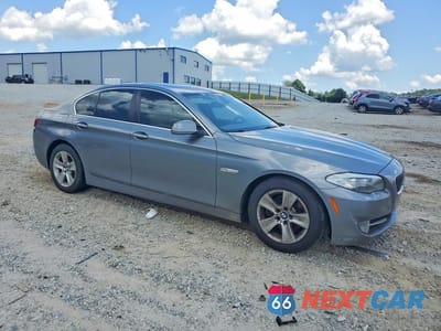 Czwarte zdjęcie samochodu z boku: 2013 BMW 528 I VIN:WBAXG5C53DD228570 - miniatura