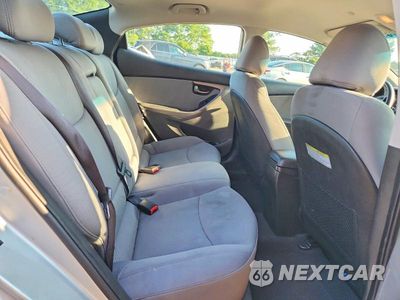 Zdjęcie 10 z 12 samochodu: 2013 HYUNDAI ELANTRA GLS VIN:5NPDH4AE8DH349749 - miniatura
