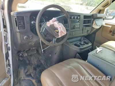 Zdjęcie 8 z 12 samochodu: 2016 CHEVROLET EXPRESS G2500 VIN:1GCWGAFF2G1263327 - miniatura