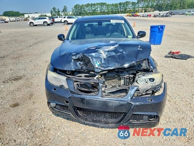 Piąte zdjęcie samochodu w środku: 2011 BMW 335 I VIN:WBAPM5G53BNN00674 - miniatura