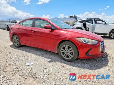 Czwarte zdjęcie samochodu z boku: 2018 HYUNDAI ELANTRA SEL VIN:5NPD84LF7JH306506 - miniatura