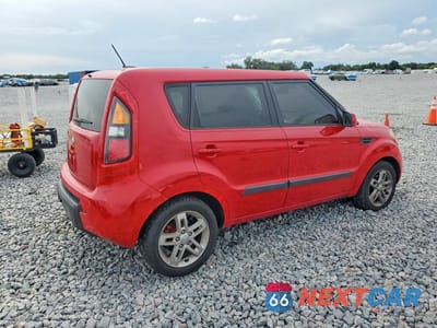 Trzecie zdjęcie samochodu z tyłu: 2011 KIA SOUL + VIN:KNDJT2A23B7304005 - miniatura