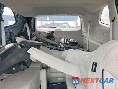 Zdjęcie 10 z 13 samochodu: 2025 BUICK ENCLAVE AVENIR VIN:5GAEVCRS7SJ307208 - miniatura