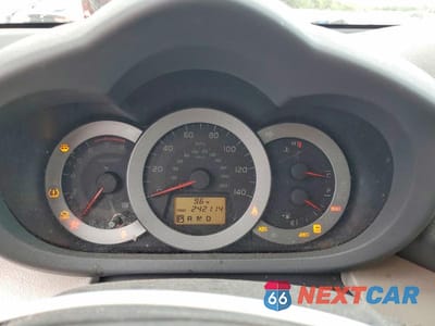 Zdjęcie 9 z 14 samochodu: 2010 TOYOTA RAV4 BASE VIN:2T3BF4DV8AW048217 - miniatura