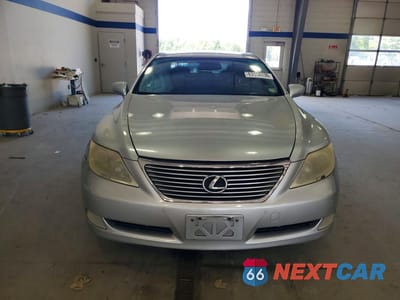 Piąte zdjęcie samochodu w środku: 2007 LEXUS LS 460 VIN:JTHBL46FX75017709 - miniatura