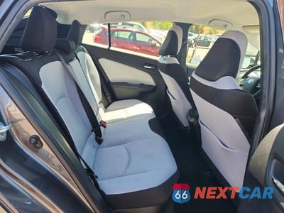 Zdjęcie 10 z 13 samochodu: 2020 TOYOTA PRIUS LE AWD-E VIN:JTDL9RFU9L3021255 - miniatura