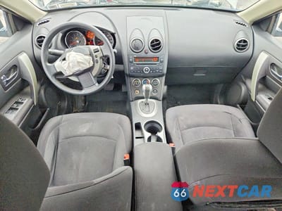 Zdjęcie 8 z 14 samochodu: 2010 NISSAN ROGUE S VIN:JN8AS5MV9AW132839 - miniatura