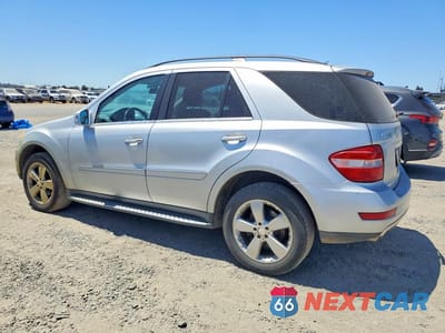 Drugie zdjęcie samochodu z przodu: 2011 MERCEDES-BENZ ML 350 4MATIC VIN:4JGBB8GB1BA730730 - miniatura