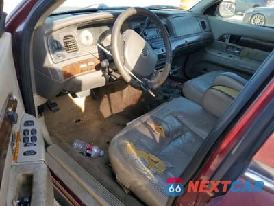 Zdjęcie 8 z 12 samochodu: 2008 MERCURY GRAND MARQUIS LS VIN:2MEFM75V68X649373 - miniatura