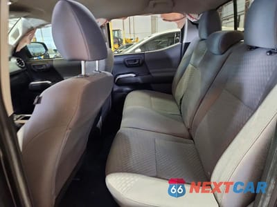 Zdjęcie 10 z 12 samochodu: 2022 TOYOTA TACOMA SR5 V6 VIN:3TMAZ5CN9NM168979 - miniatura