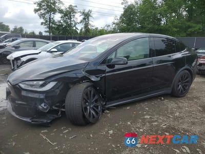 2023 TESLA MODEL X 7SAXCBE58PF372786 - główne zdjęcie licytacji z USA - miniatura