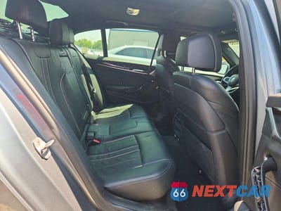 Zdjęcie 10 z 13 samochodu: 2018 BMW 530 XI VIN:WBAJA7C5XJWA74543 - miniatura