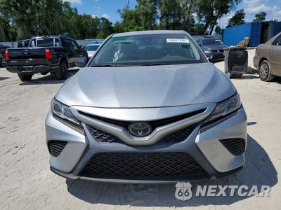 Piąte zdjęcie samochodu w środku: 2019 TOYOTA CAMRY SE VIN:4T1B11HK0KU295044 - miniatura