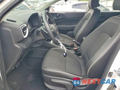Zdjęcie 7 z 14 samochodu: 2023 HYUNDAI VENUE LIMITED VIN:KMHRC8A35PU278199 - miniatura