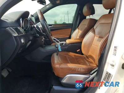 Zdjęcie 7 z 13 samochodu: 2017 MERCEDES-BENZ GLS 550 4MATIC VIN:4JGDF7DE5HA989526 - miniatura
