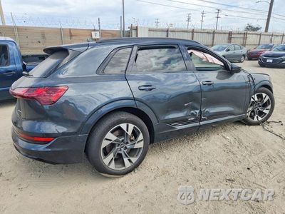 Trzecie zdjęcie samochodu z tyłu: 2021 AUDI E-TRON PREMIUM VIN:WA1AAAGE4MB013881 - miniatura