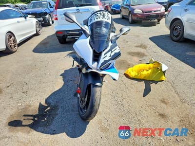 Drugie zdjęcie samochodu z przodu: 2026 BMW S 1000 RR VIN:WB10P2305T6M27434 - miniatura