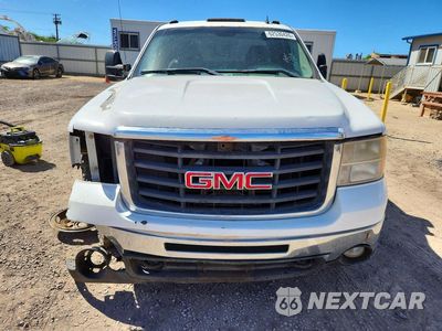 Piąte zdjęcie samochodu w środku: 2009 GMC SIERRA K3500 VIN:1GTJK79KX9E124675 - miniatura