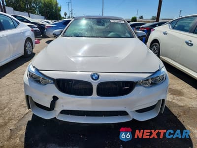 Piąte zdjęcie samochodu w środku: 2016 BMW M4 GTS VIN:WBS4S9C56GK578859 - miniatura
