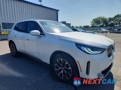 Czwarte zdjęcie samochodu z boku: 2026 BMW X3 30 XDRIVE VIN:5UX53GP06T9388524 - miniatura