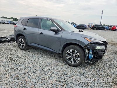 Czwarte zdjęcie samochodu z boku: 2022 NISSAN ROGUE SV VIN:5N1BT3BB8NC729963 - miniatura