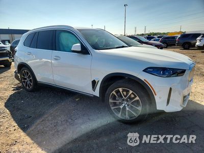 Czwarte zdjęcie samochodu z boku: 2024 BMW X5 XDRIVE40I VIN:5UX23EU09R9U22346 - miniatura