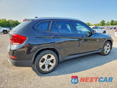 Trzecie zdjęcie samochodu z tyłu: 2014 BMW X1 SDRIVE28I VIN:WBAVM1C52EVW50298 - miniatura