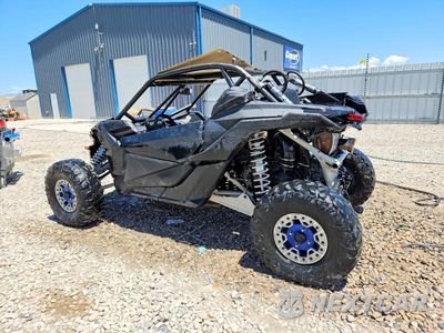 Trzecie zdjęcie samochodu z tyłu: 2023 CAN-AM MAVERICK X3 UTILITY VEHICLE VIN:3JBVXAV29PE000617 - miniatura