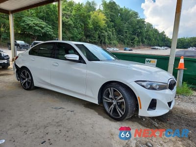 Czwarte zdjęcie samochodu z boku: 2023 BMW 330I VIN:3MW69FF01P8C92572 - miniatura