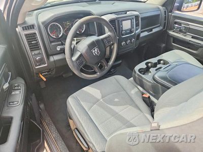 Zdjęcie 8 z 13 samochodu: 2022 RAM 1500 CLASSIC TRADESMAN VIN:3C6JR6AGXNG205635 - miniatura