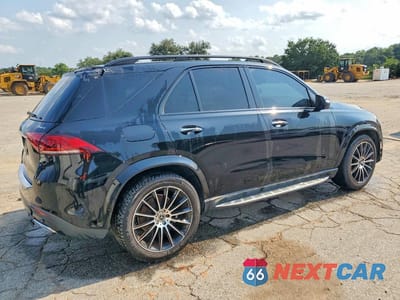 Trzecie zdjęcie samochodu z tyłu: 2022 MERCEDES-BENZ GLE 350 4MATIC VIN:4JGFB4KB3NA732629 - miniatura