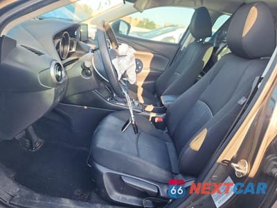 Zdjęcie 7 z 13 samochodu: 2021 MAZDA CX-3 SPORT VIN:JM1DKFB74M1516578 - miniatura