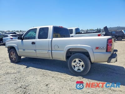 Drugie zdjęcie samochodu z przodu: 2004 CHEVROLET SILVERADO K1500 VIN:2GCEK19T641243017 - miniatura