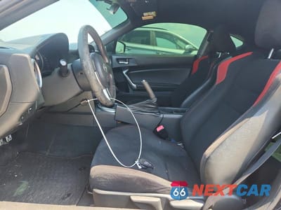 Zdjęcie 7 z 12 samochodu: 2013 SCION FR-S BASE VIN:JF1ZNAA18D1726135 - miniatura