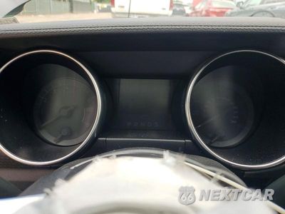 Zdjęcie 9 z 12 samochodu: 2020 FORD MUSTANG VIN:1FA6P8TD2L5172482 - miniatura