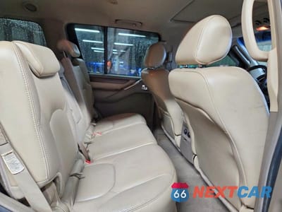 Zdjęcie 11 z 13 samochodu: 2008 NISSAN PATHFINDER SE V8 VIN:5N1BR18A88C621462 - miniatura