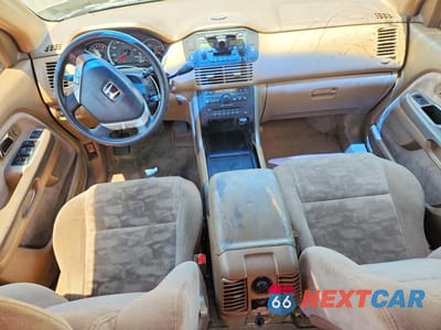Zdjęcie 8 z 13 samochodu: 2005 HONDA PILOT EX VIN:5FNYF18455B030134 - miniatura