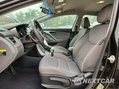 Zdjęcie 7 z 12 samochodu: 2011 HYUNDAI ELANTRA GLS VIN:KMHDH4AE7BU145751 - miniatura