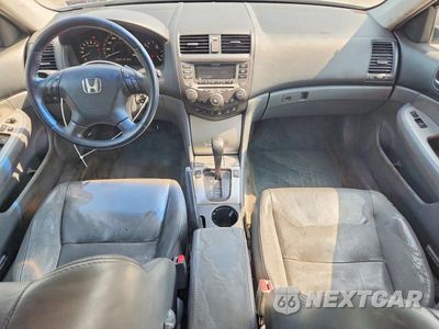 Zdjęcie 8 z 12 samochodu: 2007 HONDA ACCORD EX VIN:1HGCM66597A075972 - miniatura