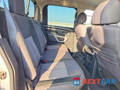 Zdjęcie 10 z 12 samochodu: 2020 NISSAN TITAN SV VIN:1N6AA1EF9LN507732 - miniatura