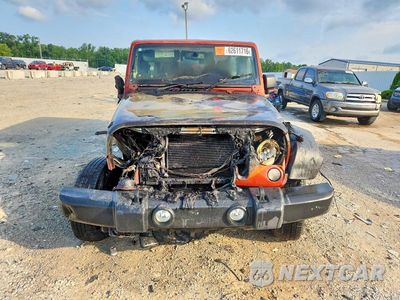 Piąte zdjęcie samochodu w środku: 2014 JEEP WRANGLER UNLIMITED SPORT VIN:1C4BJWKG0EL257037 - miniatura