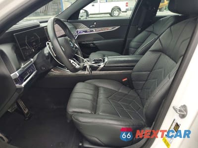 Zdjęcie 7 z 12 samochodu: 2023 BMW 740 I VIN:WBA23EH01PCN52467 - miniatura
