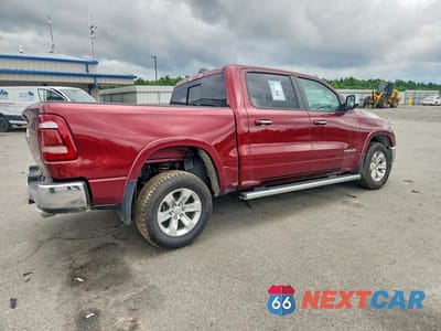 Trzecie zdjęcie samochodu z tyłu: 2022 RAM 1500 LARAMIE VIN:1C6SRFJT9NN186651 - miniatura