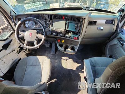 Zdjęcie 8 z 13 samochodu: 2019 KENWORTH T680 SEMI TRUCK VIN:1XKYD49X6KJ249113 - miniatura