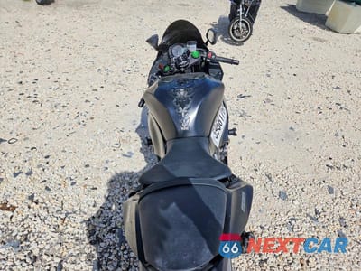 Zdjęcie 6 z 8 samochodu: 2015 KAWASAKI ZX636 E VIN:JKBZXJE13FA016180 - miniatura