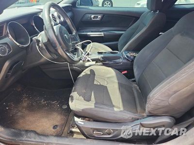 Zdjęcie 7 z 12 samochodu: 2016 FORD MUSTANG VIN:1FA6P8AM1G5293089 - miniatura